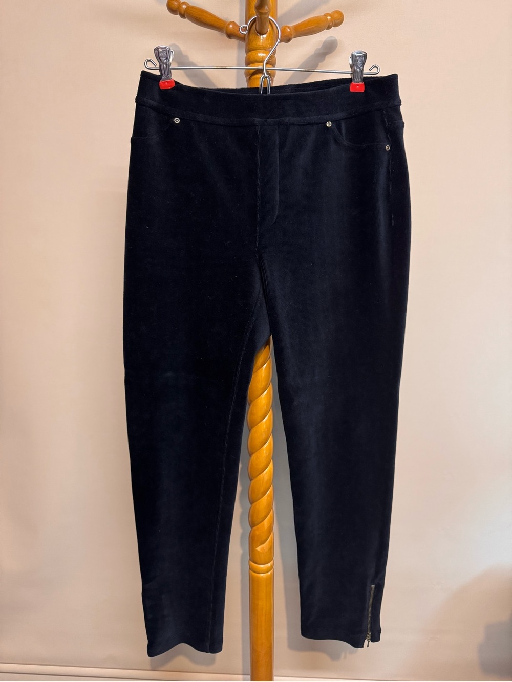 Women’s Susan Graver Black Ribbed Corduroy Zip Ankle Pants